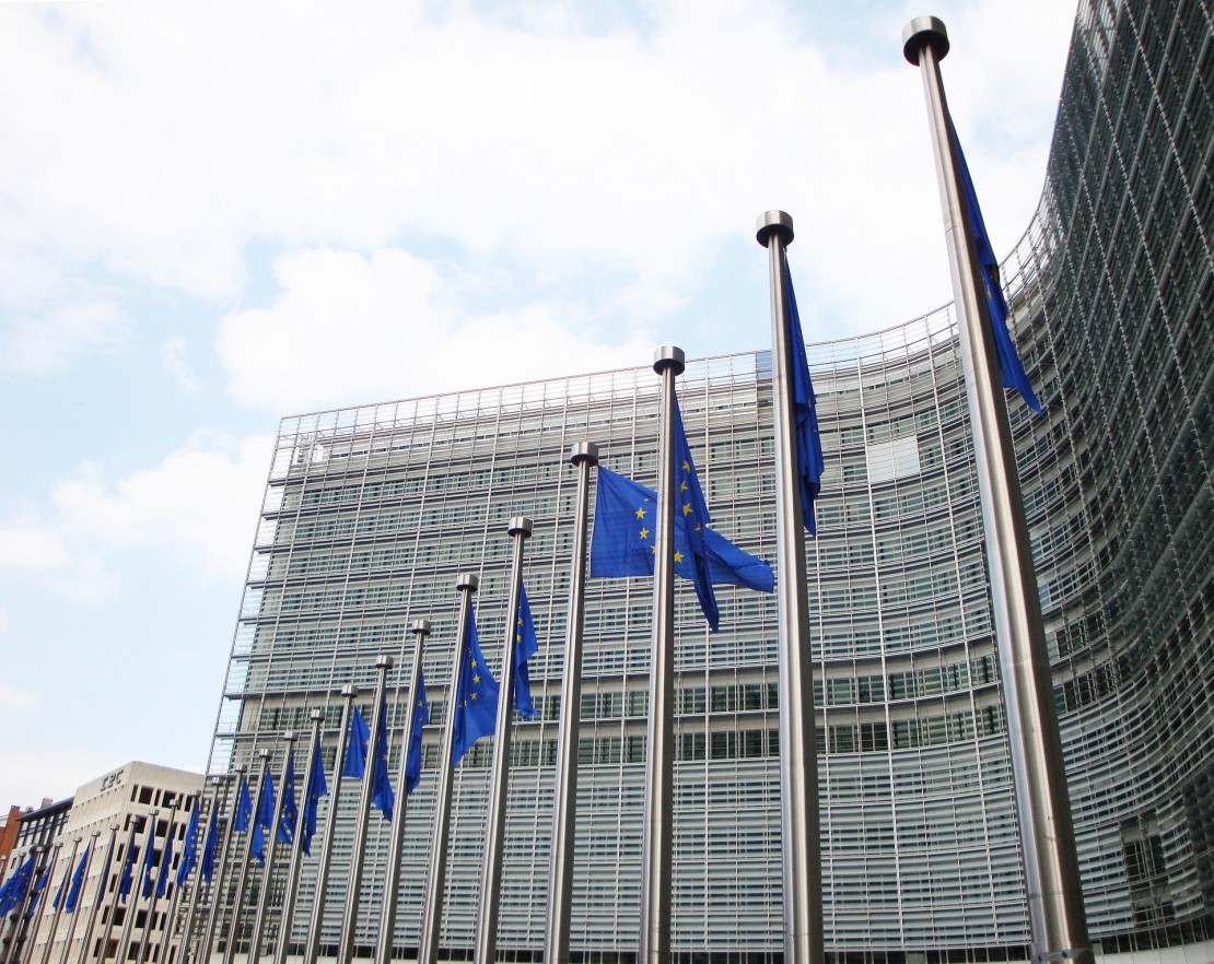Comissão Europeia a “trabalhar dia e noite” num plano e em apoios específicos para as PME