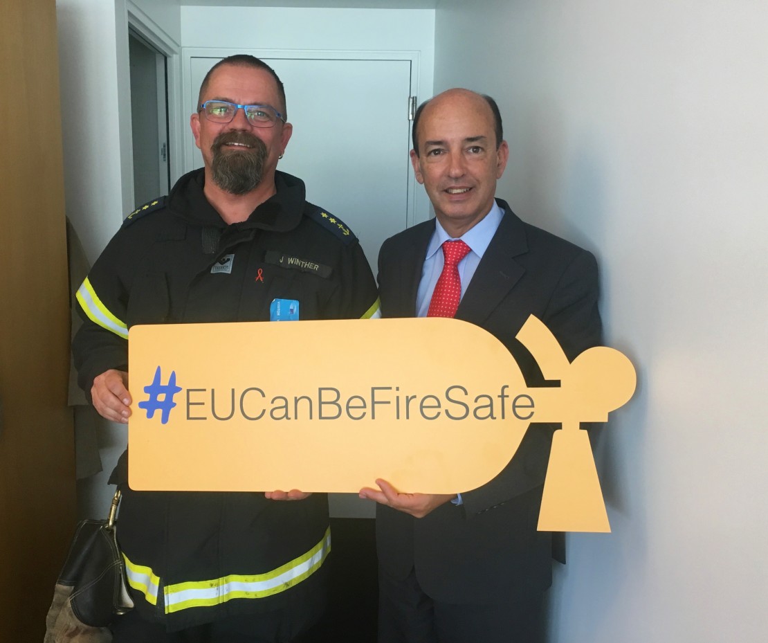 Carlos Coelho exige mais segurança nos fogos em edifícios