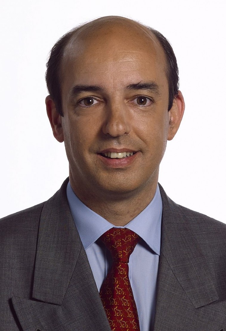 Carlos Coelho assinala entrada em vigor do VIS (Sistema Europeu de Vistos)